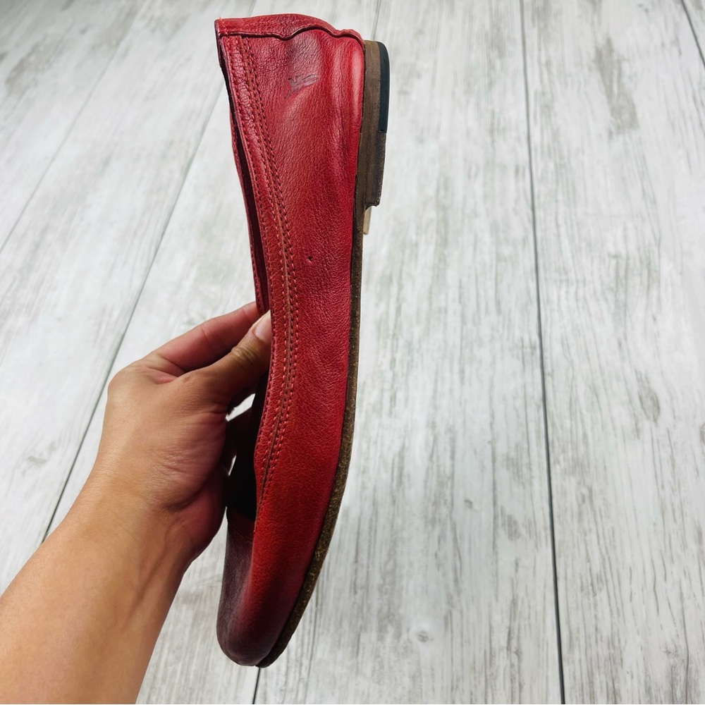 Frye Carson Ballet Coral Red Leather Flat Slip On Size 8 - Picture 2 of 10
